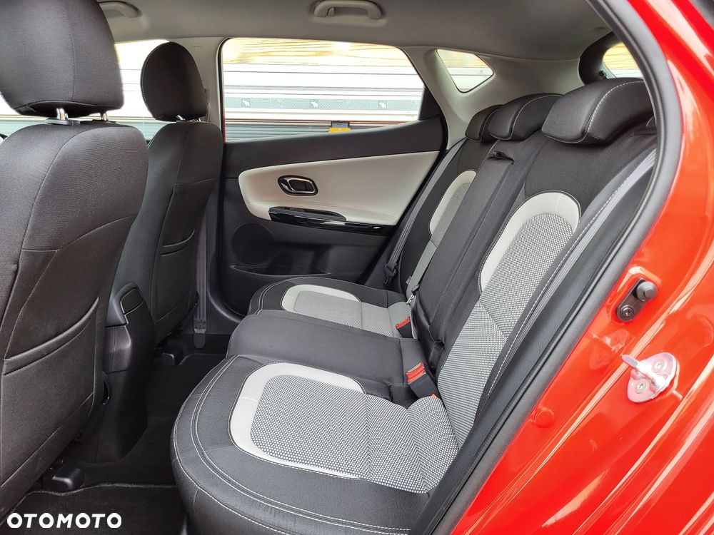 Kia Ceed 1.4 L Business Line - 24