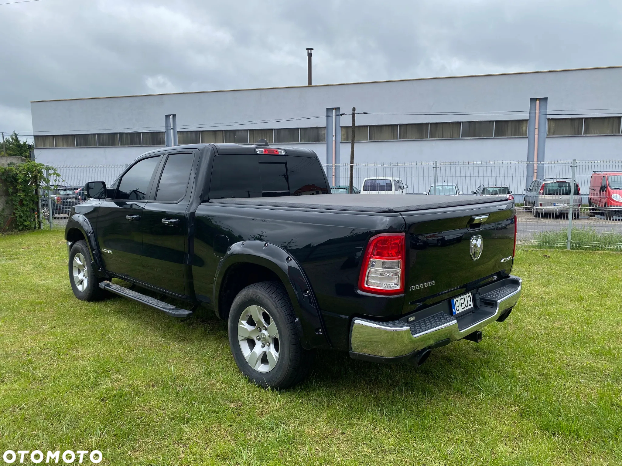 Dodge RAM 1500 5.7 4x4 - 2
