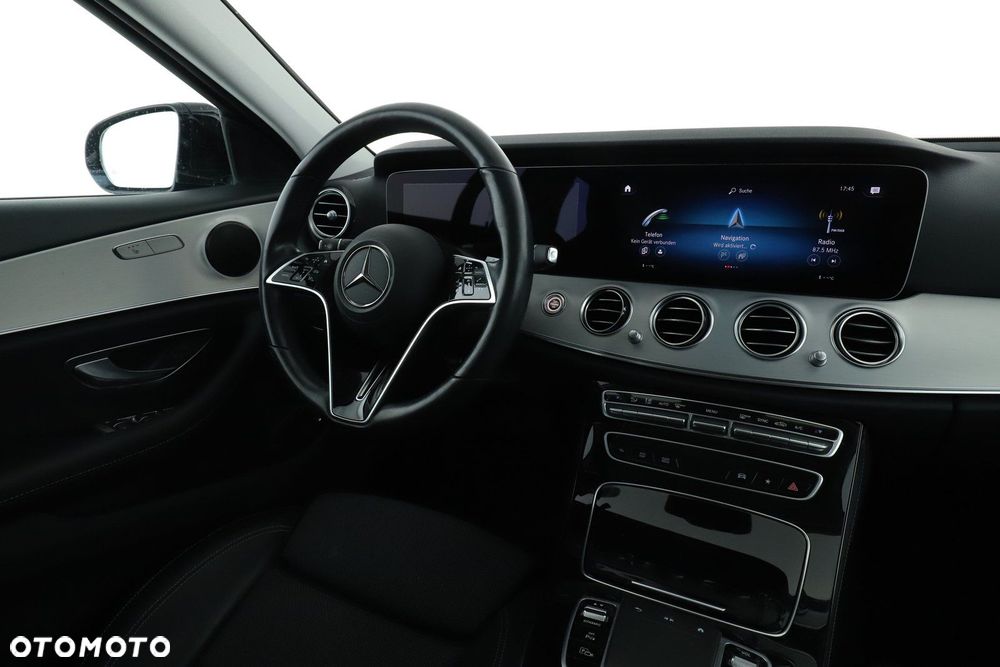 Mercedes-Benz Klasa E - 30