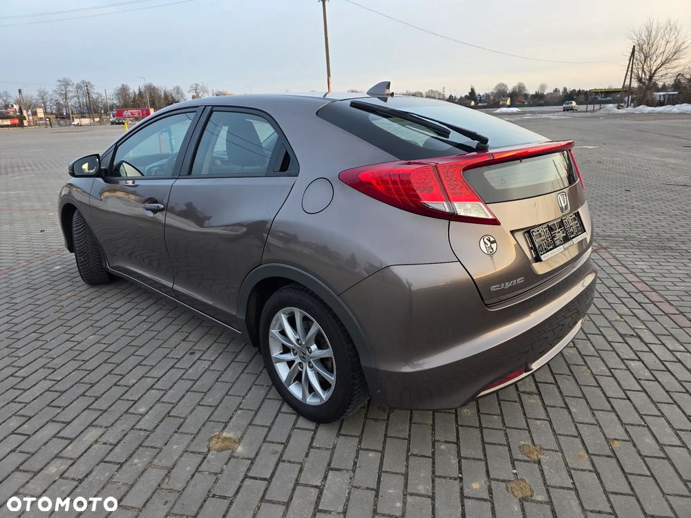 Honda Civic 1.4 Comfort - 6