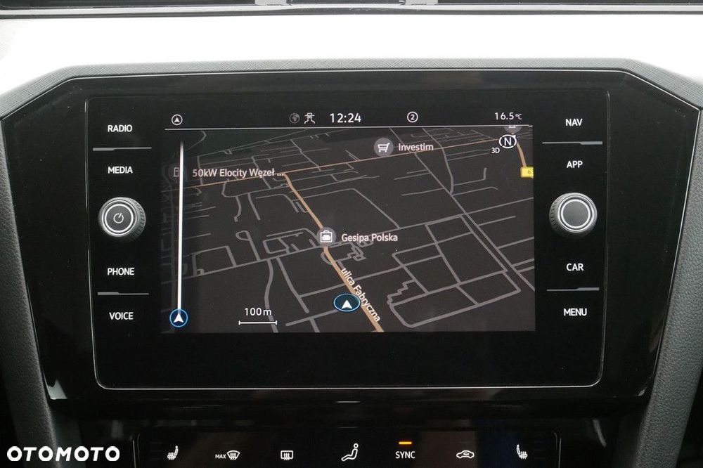 Volkswagen Passat Variant 2.0 TSI Business DSG - 20