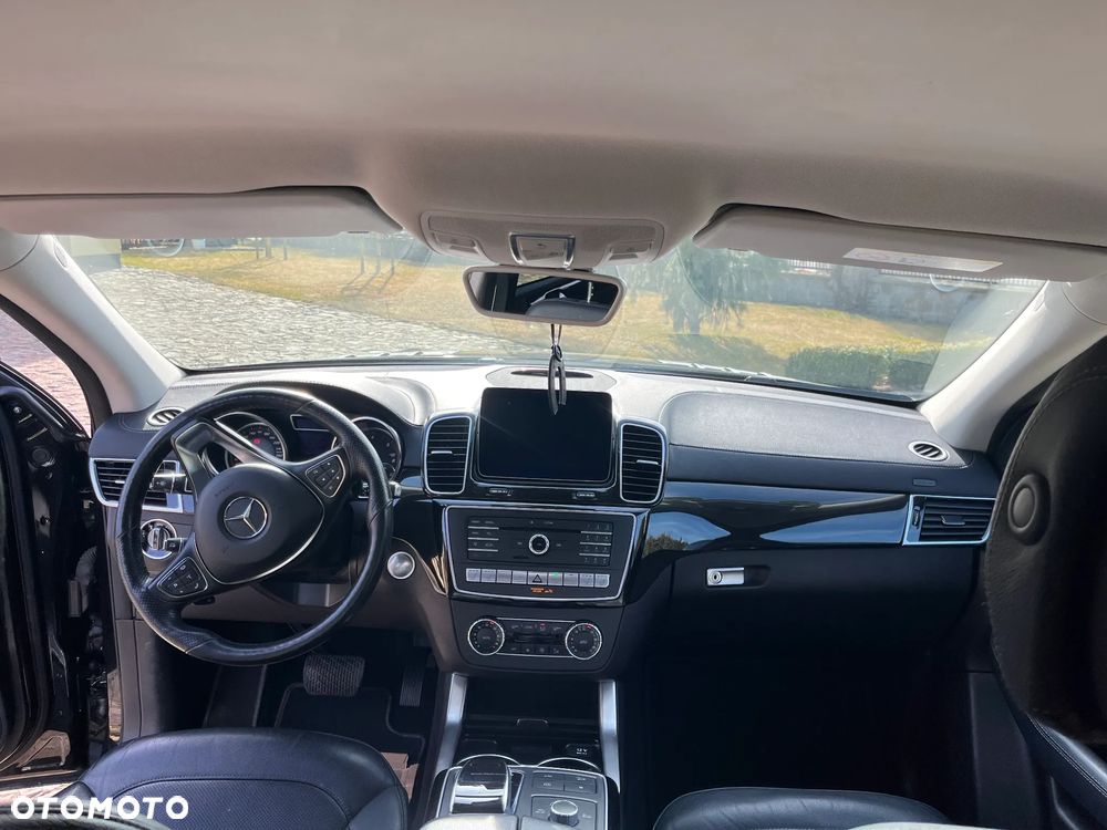 Mercedes-Benz GLE - 20