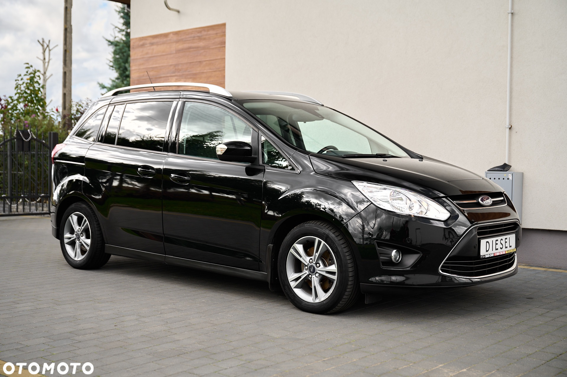 Ford Grand C-MAX - 16