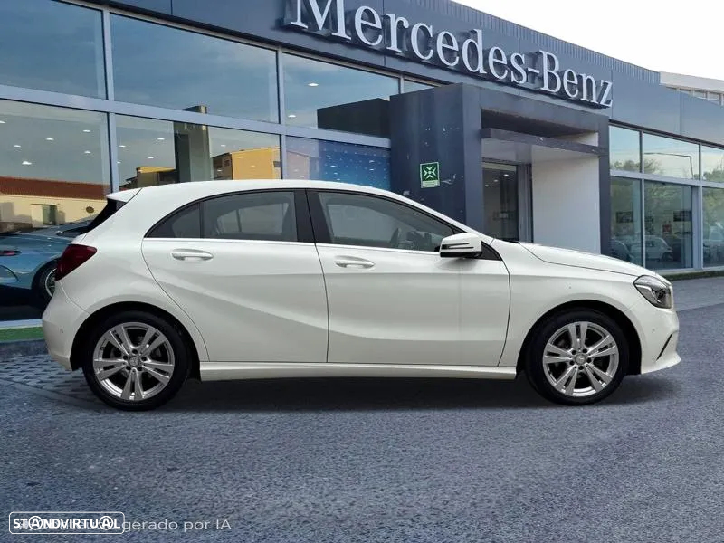 Mercedes-Benz A 180 d Urban - 13