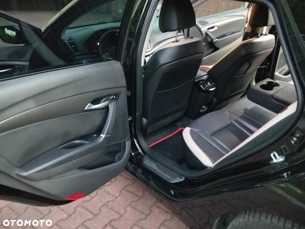 Hyundai i40 1.6 CRDi Comfort DCT - 32