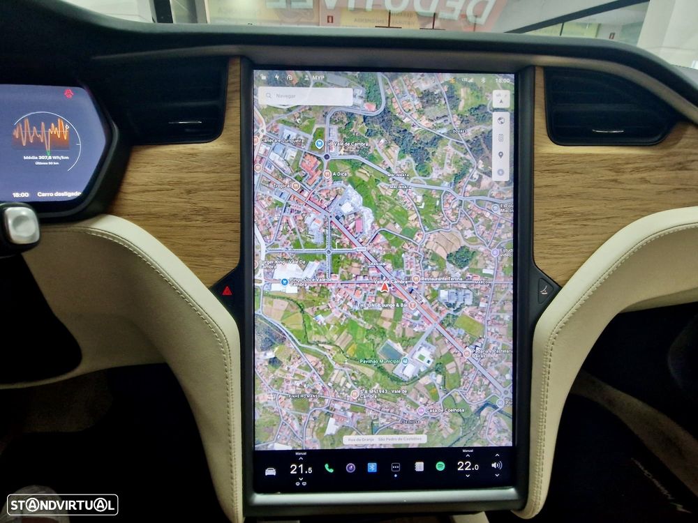 Tesla Model S - 20