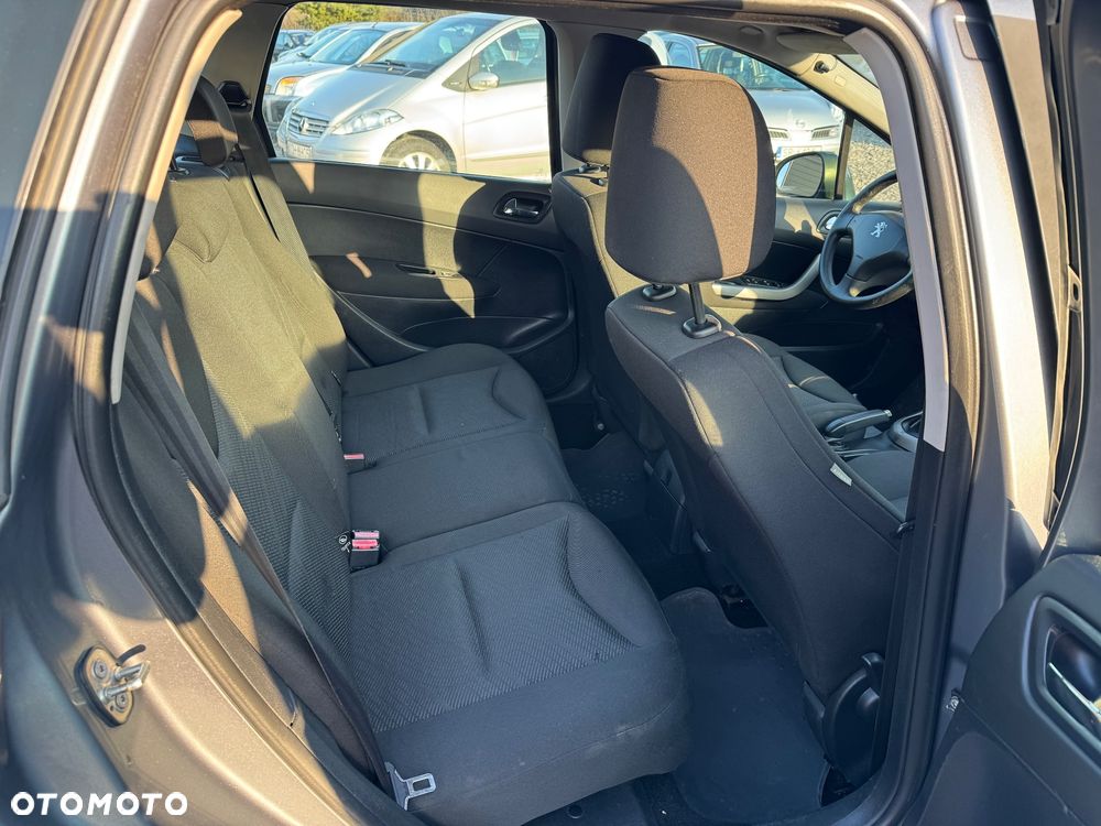 Peugeot 308 1.6 HDi Trendy - 8