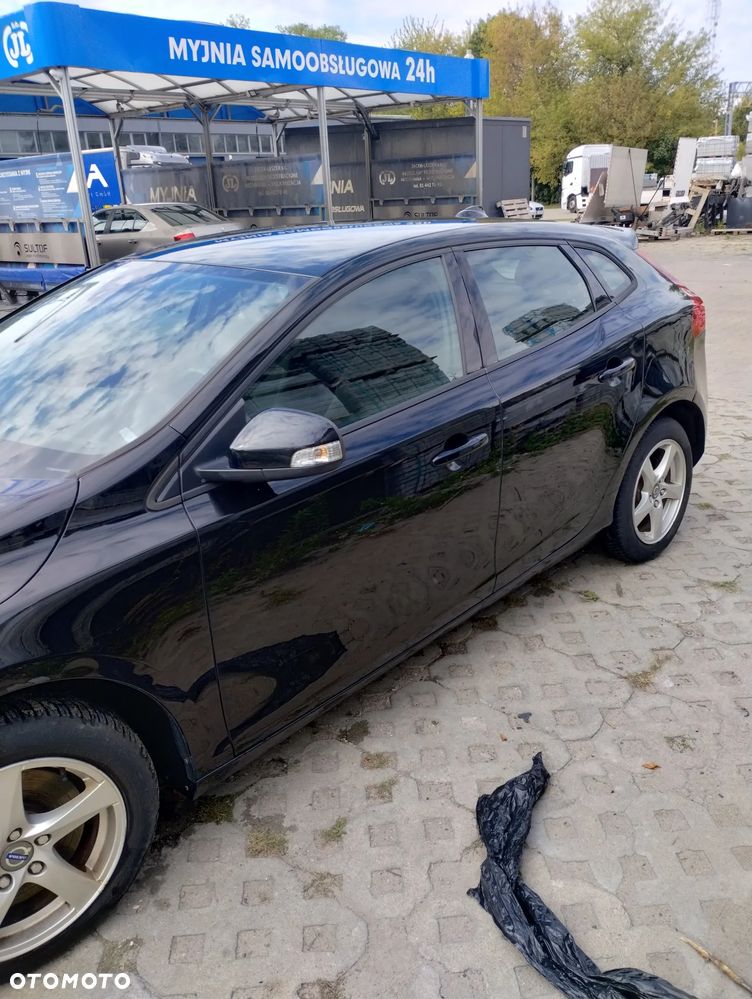 Volvo V40 D3 R-Design Momentum - 5