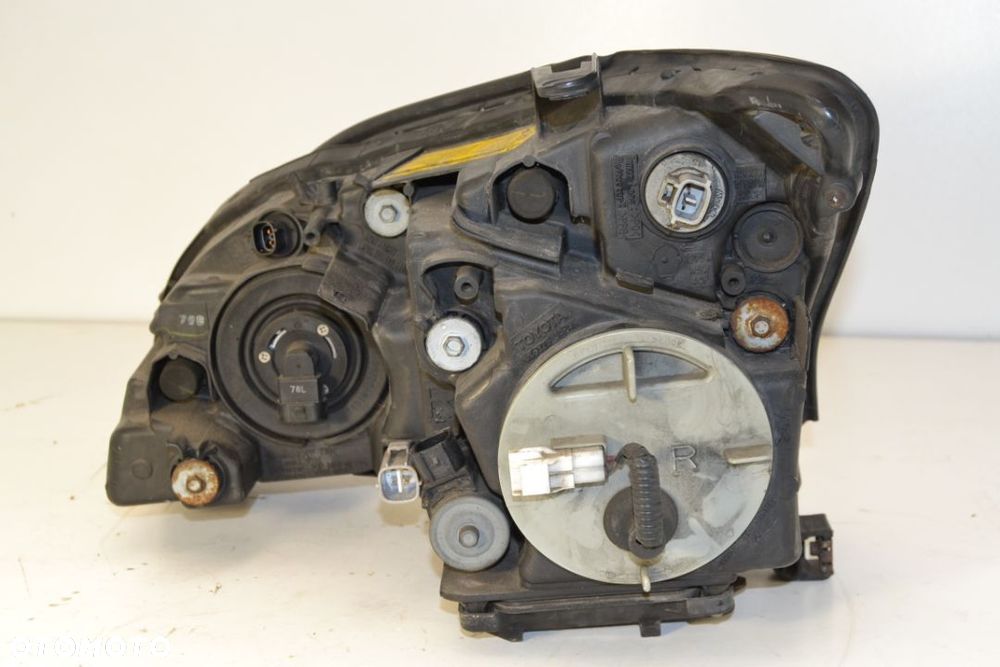 Lampa prawy przód Lexus RX 400h 2009r - 6