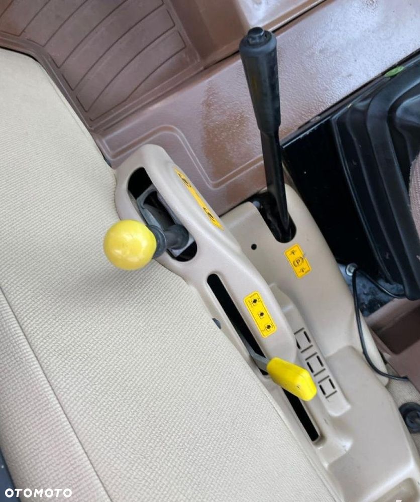 John Deere 5415 Ciągnik , ROK 2008. 75 KM - 11