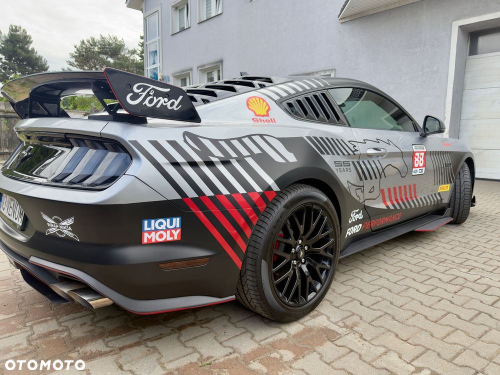 Ford Mustang 5.0 V8 GT - 2