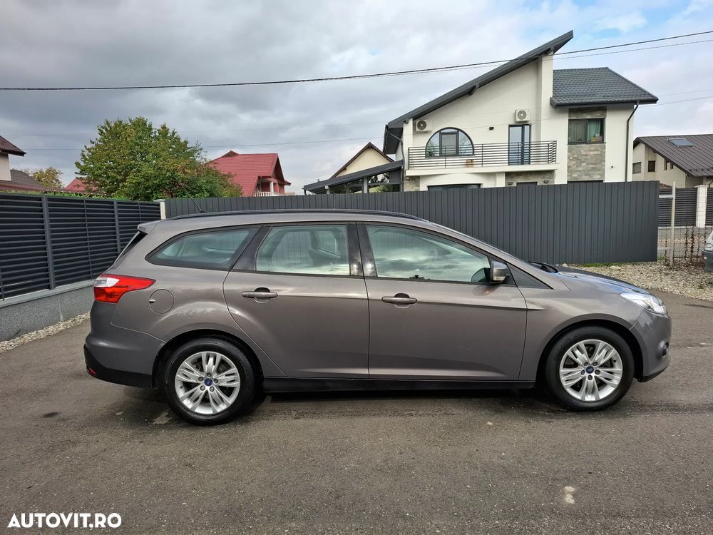 Ford Focus - 9