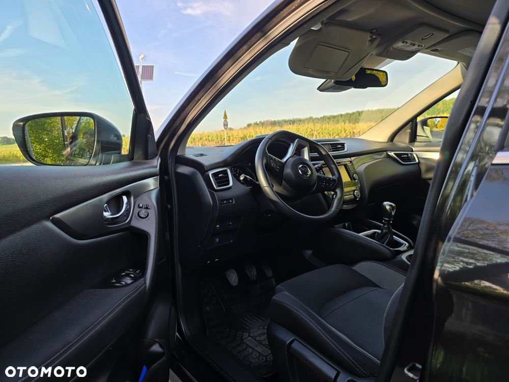 Nissan Qashqai - 17