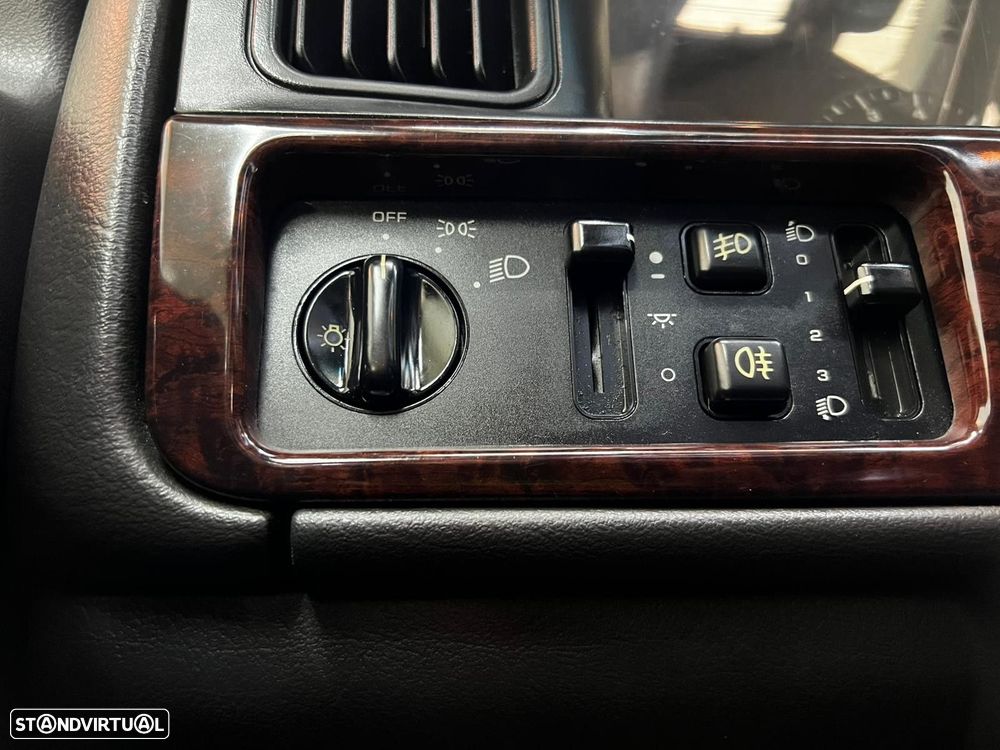 Jeep Grand Cherokee 5.9 LX - 31