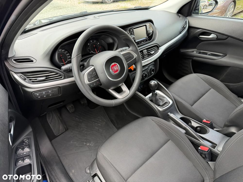 Fiat Tipo 1.4 T-Jet Easy - 37
