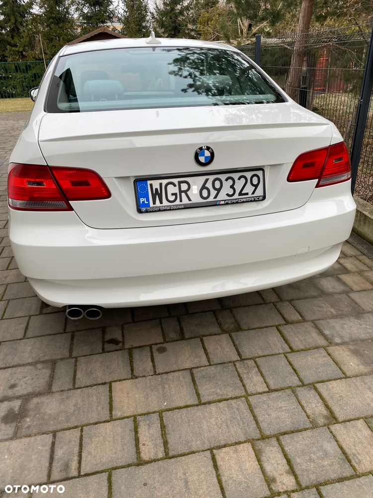 BMW Seria 3 325d - 11