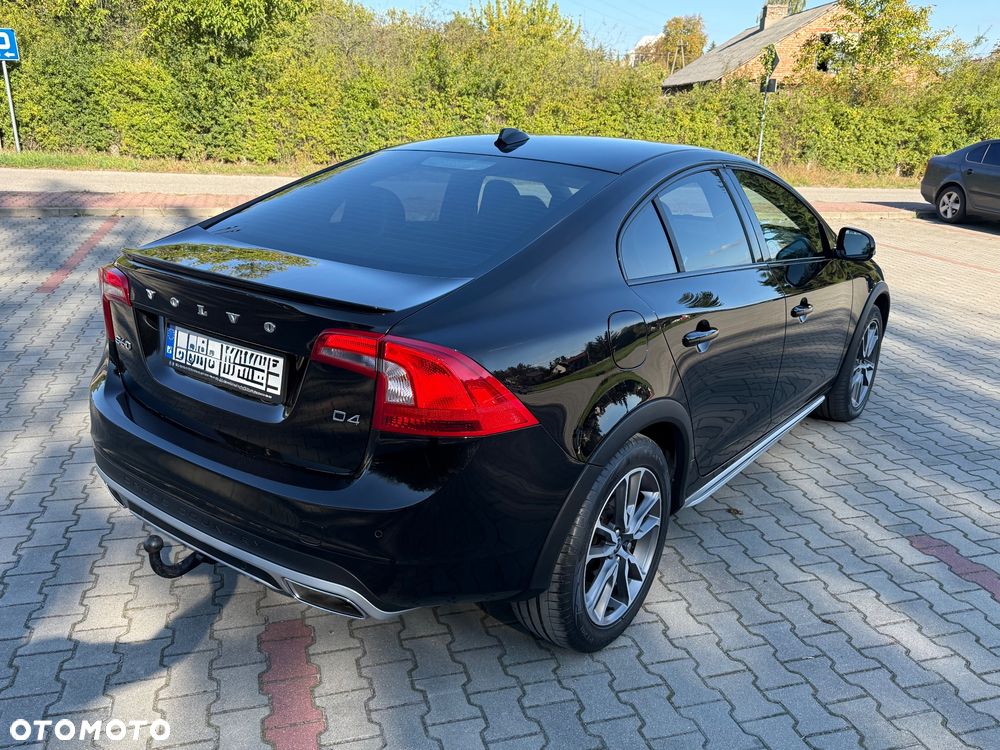 Volvo S60 Cross Country - 7