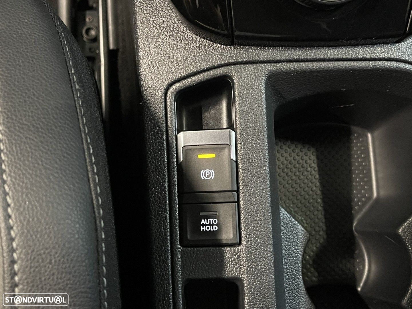 VW T-Roc 2.0 TSI 4M R DSG - 28