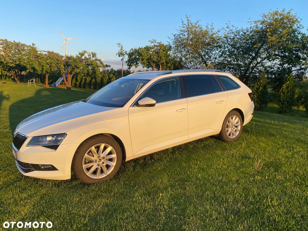 Skoda Superb 2.0 TDI Style - 4