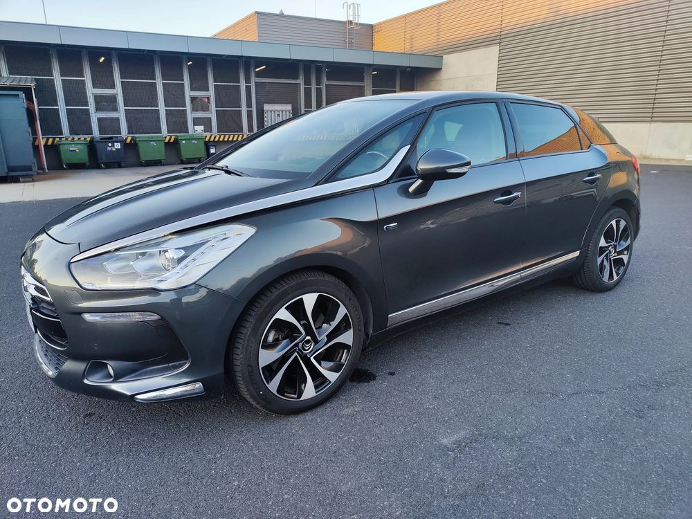 Citroën DS5 2.0 HDi Hybrid4 SoChic MCP - 4