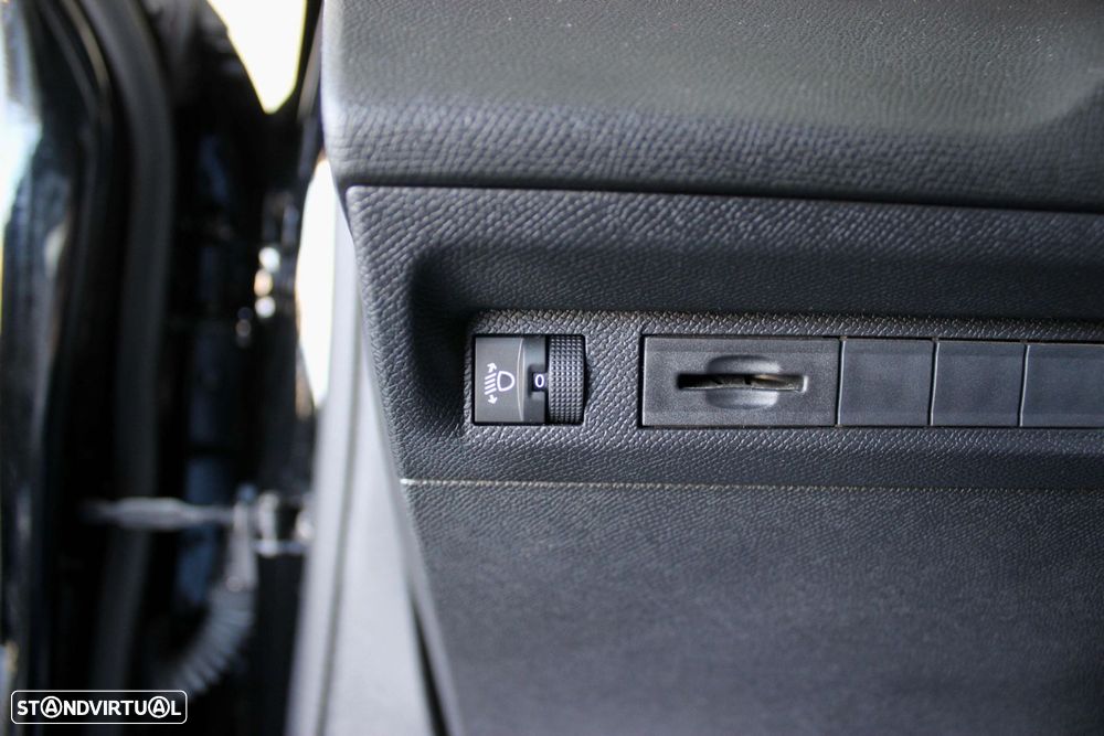 Peugeot 308 1.2 PureTech Allure - 14