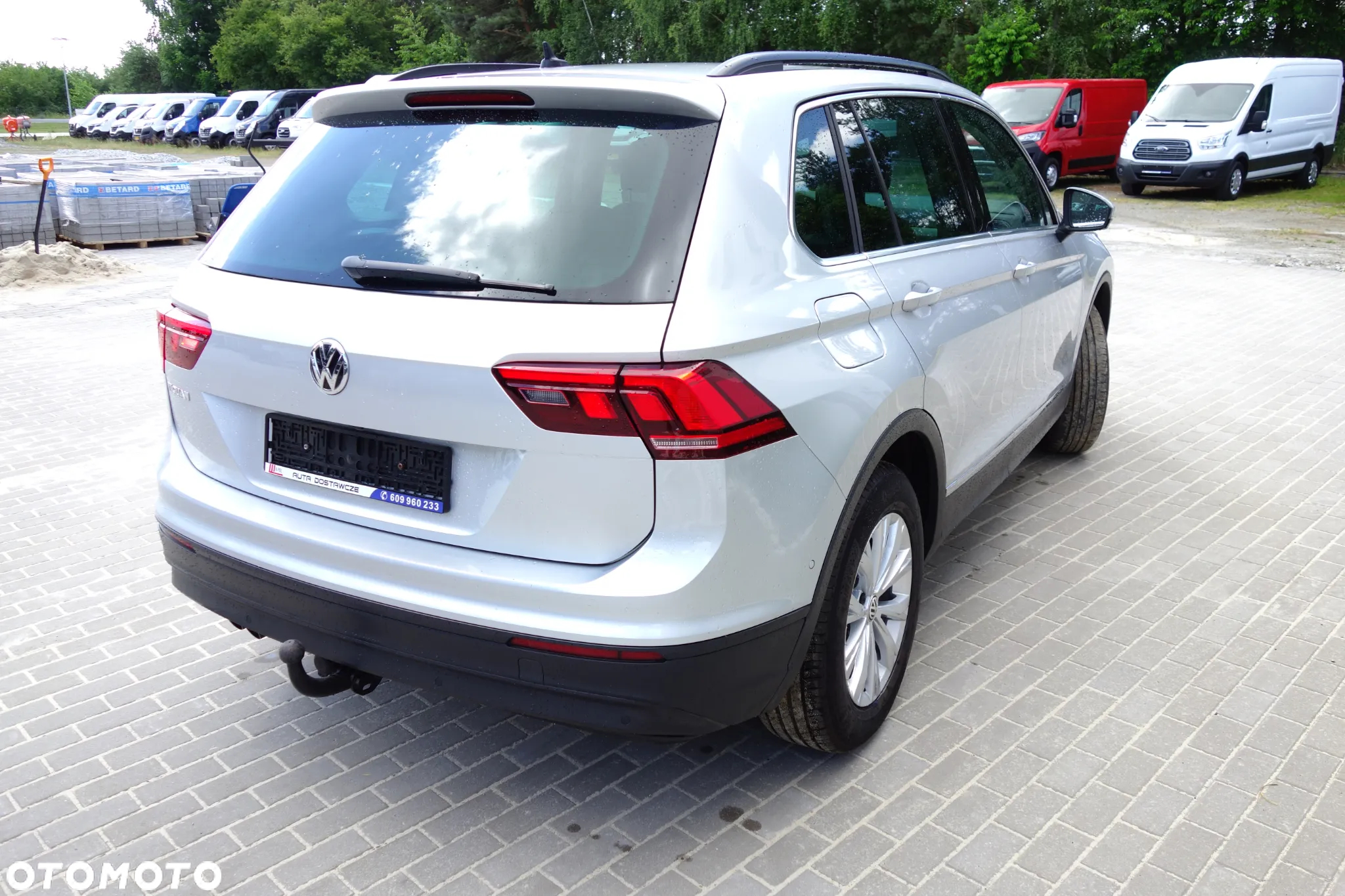 Volkswagen Tiguan - 4