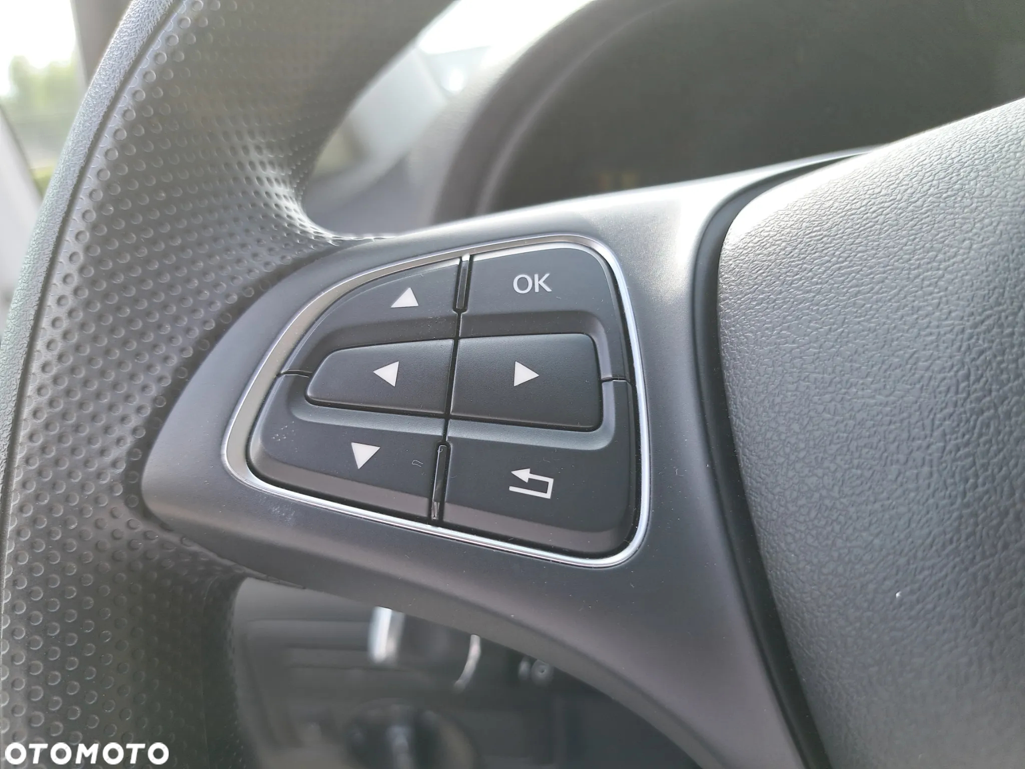 Mercedes-Benz Vito - 17