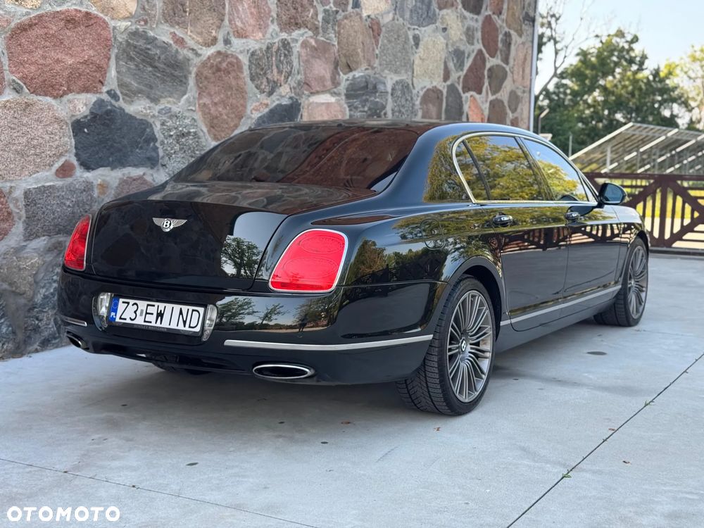 Bentley Flying Spur - 12