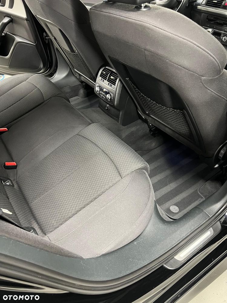 Audi A6 Avant 2.0 TDI quattro S tronic - 16