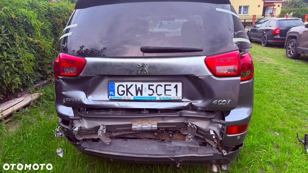 Peugeot 4007 2.2HDi Premium - 14