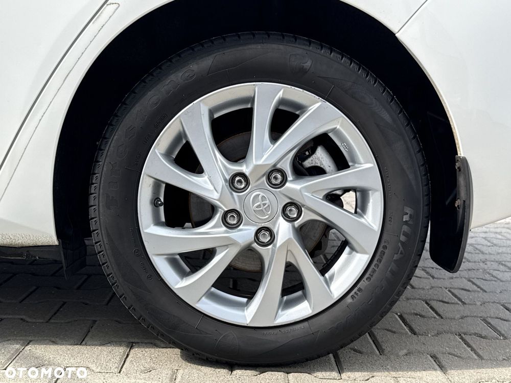 Toyota Auris - 26