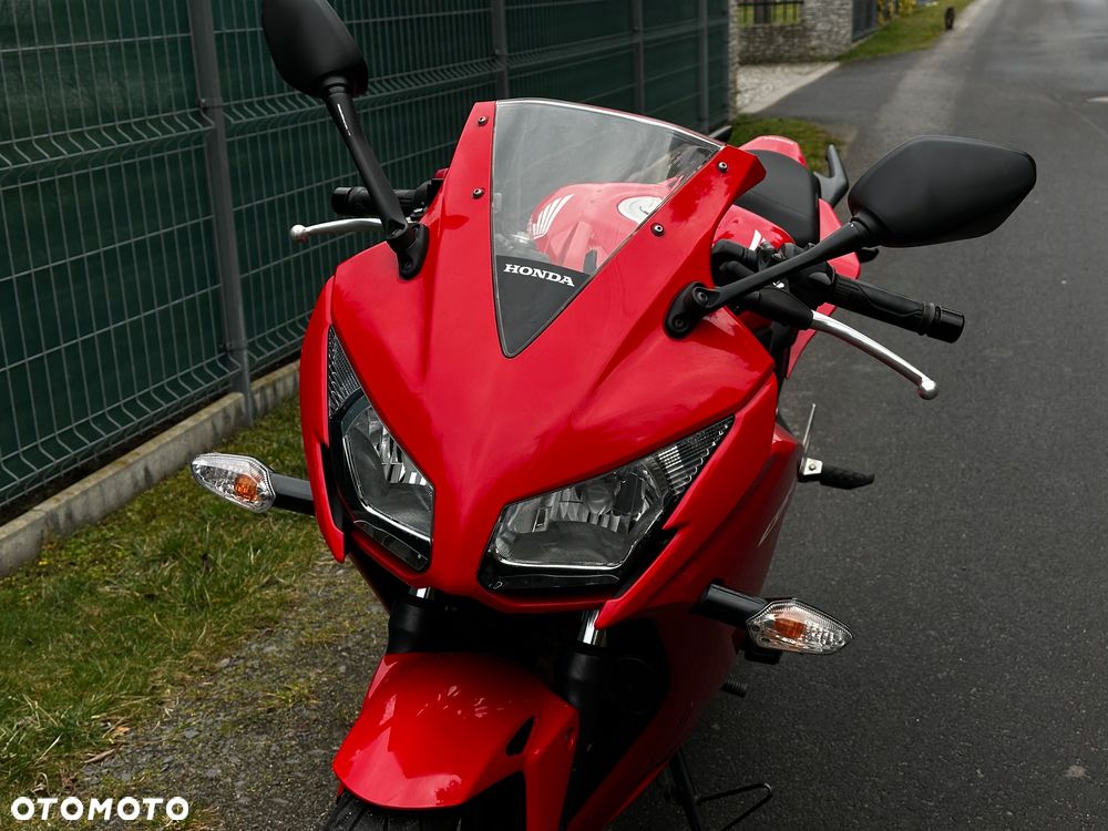 Honda CBR - 6
