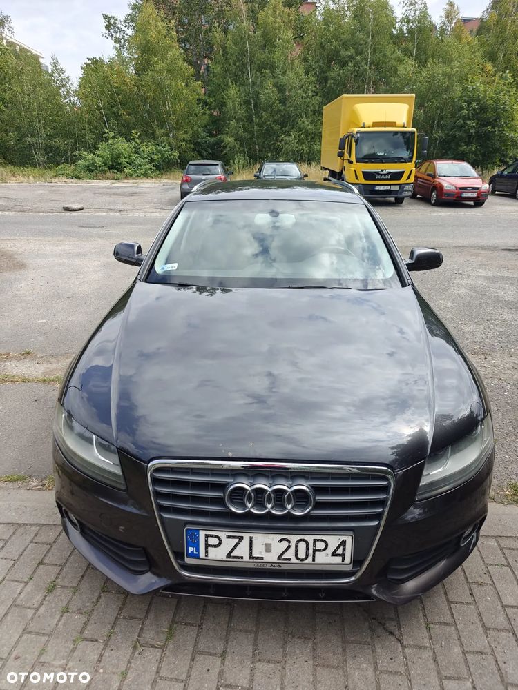 Audi A4 Avant 2.0 TDI - 11