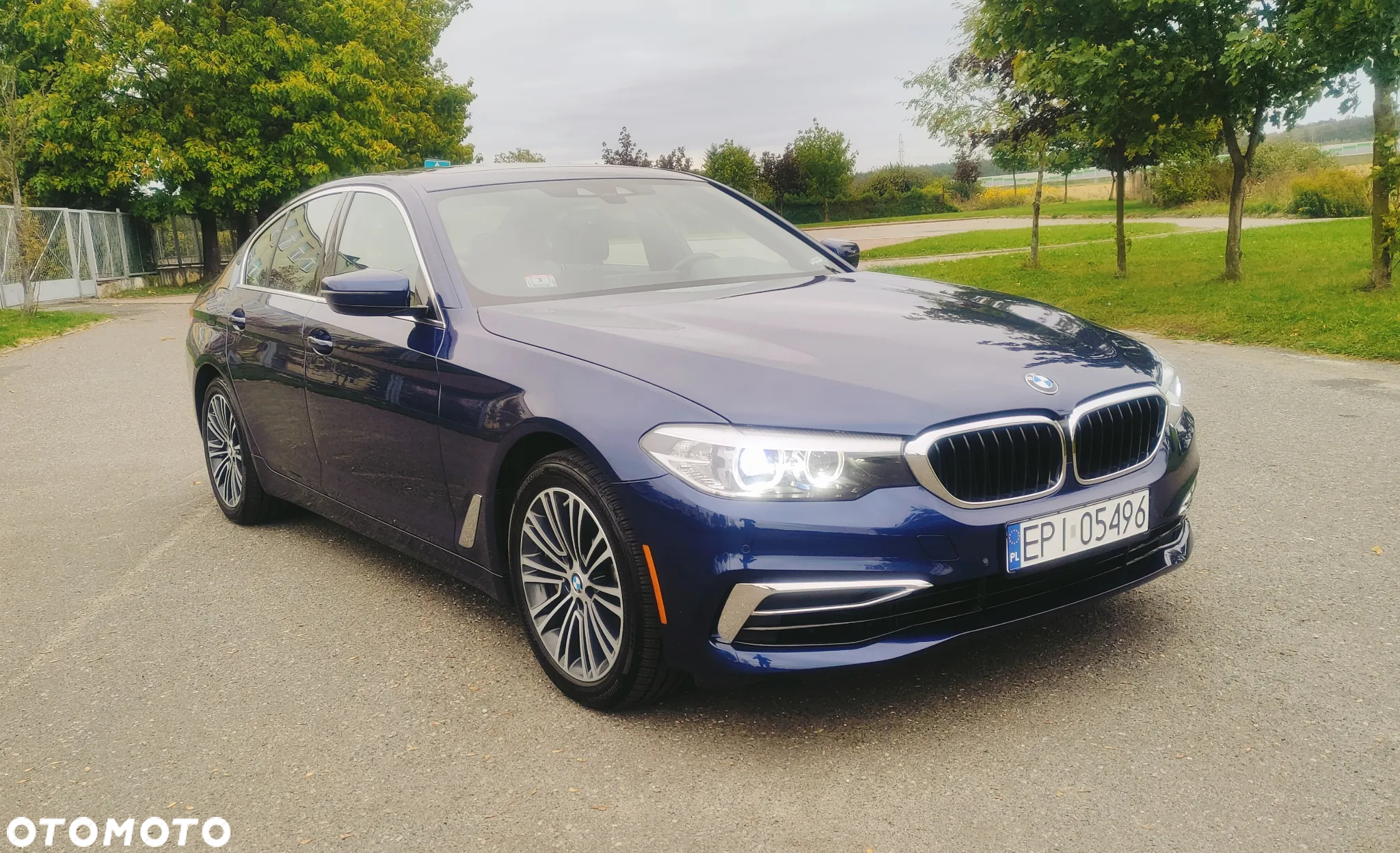 BMW Seria 5 530i GPF xDrive Sport Line sport - 3