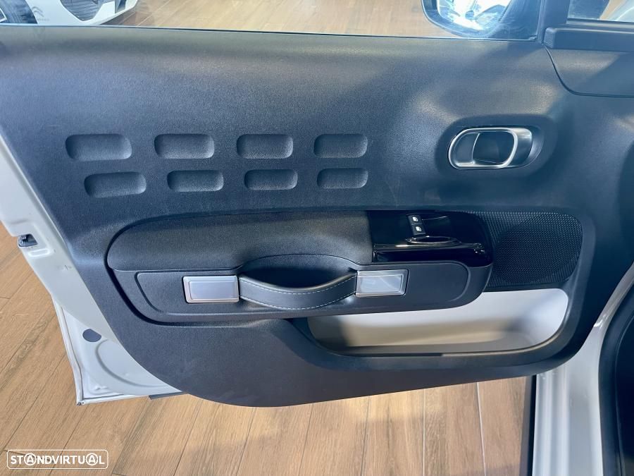 Citroën C3 1.2 PureTech Max - 18