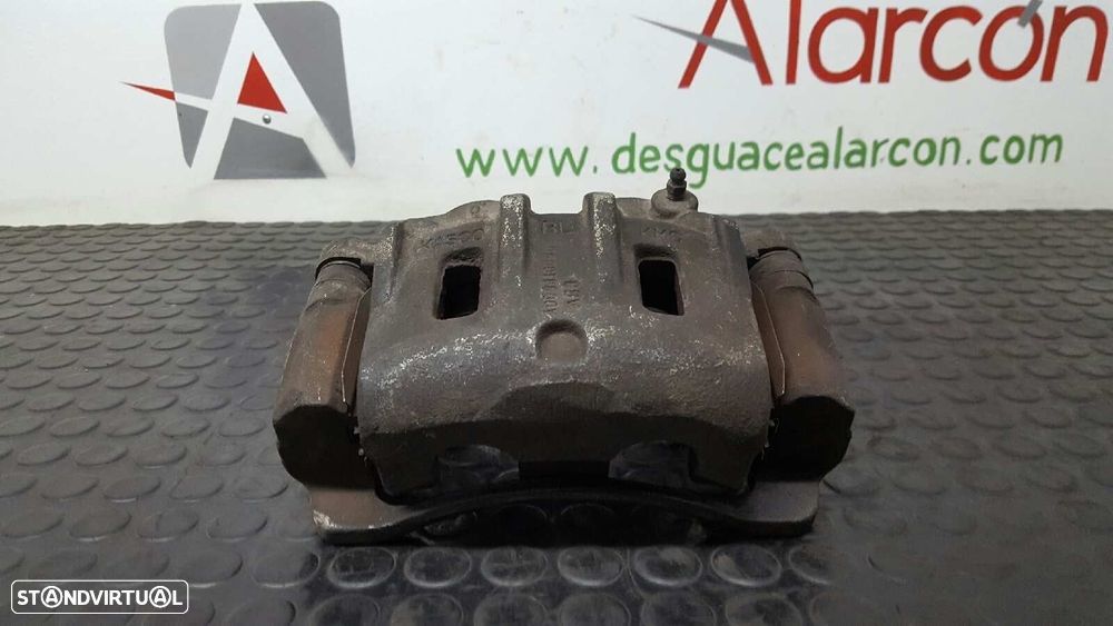 PINÇA DE TRAVÃO FRENTE ESQUERDA KIA SORENTO 2.5 CRDI EX - 4