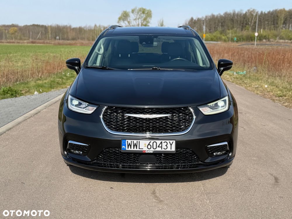 Chrysler Pacifica - 10