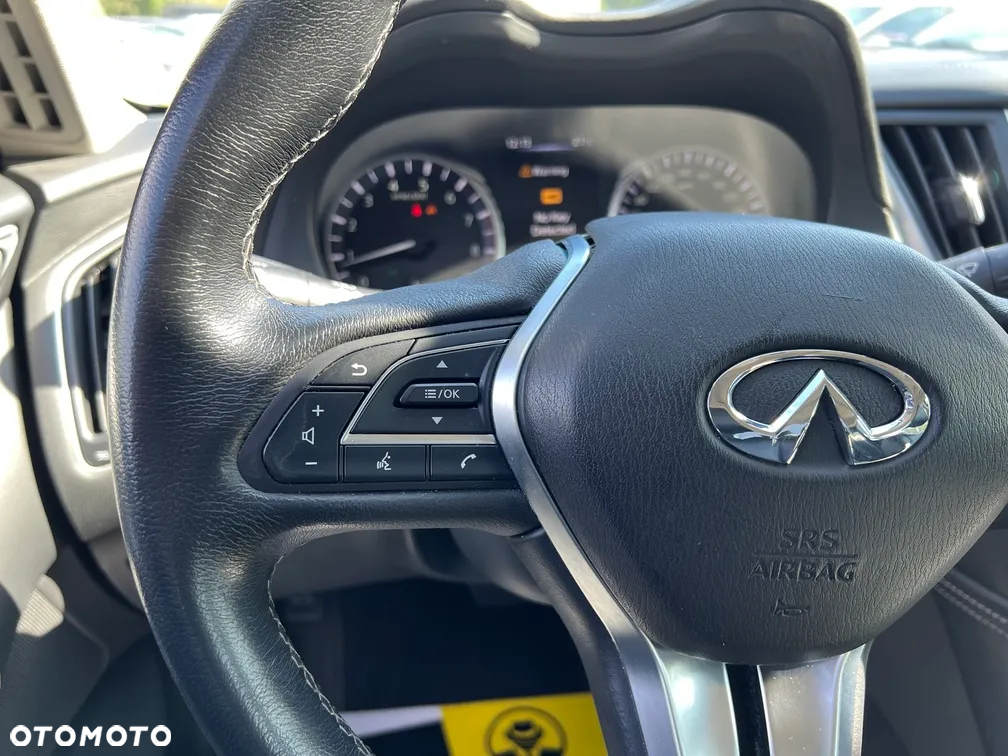 Infiniti Q50 - 11