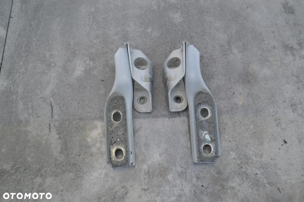 AUDI A3 8P LIFT 08-12 ZAWIAS ZAWIASY MASKI PRAWY LEWY KOMPLET LY9C 8P0823301B 8P0823302B - 2