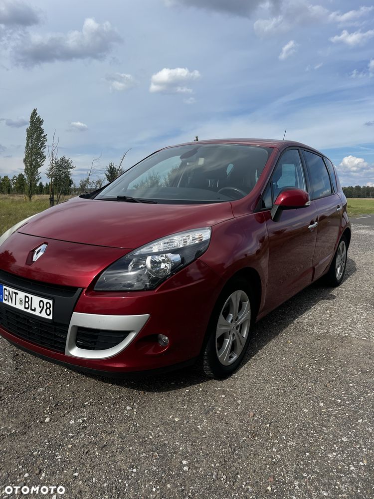 Renault Scenic - 1