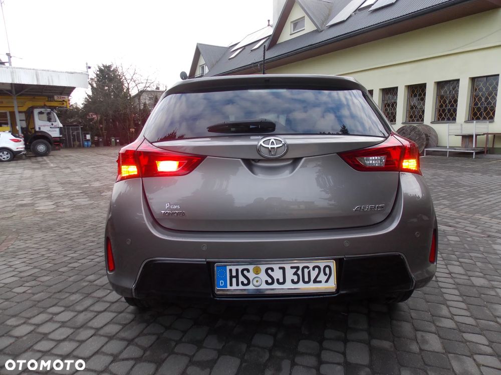 Toyota Auris 1.4 D-4D Edition - 6