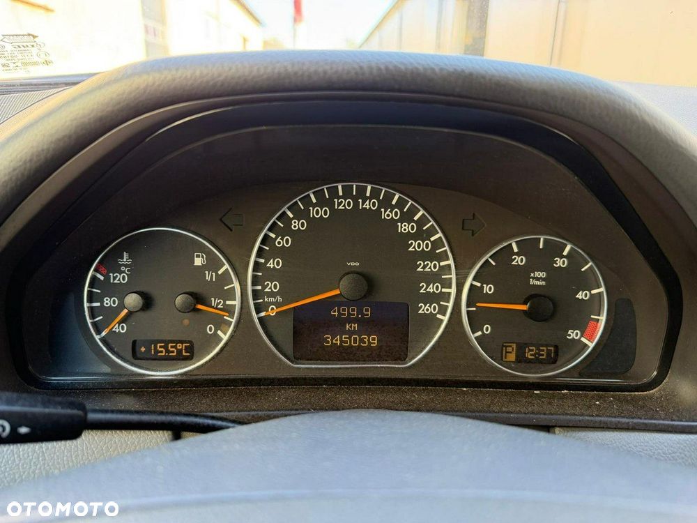 Mercedes-Benz Klasa E - 5