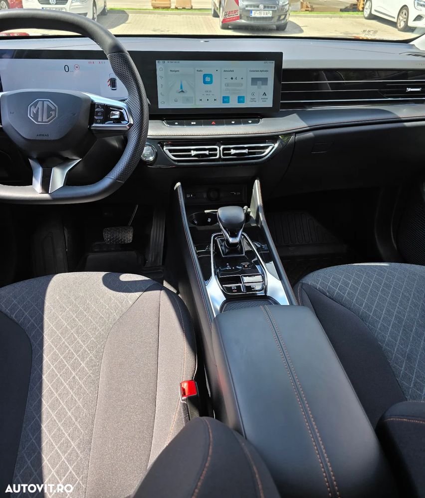 MG HS 1.5 T-GDi 7DCT Excite - 6