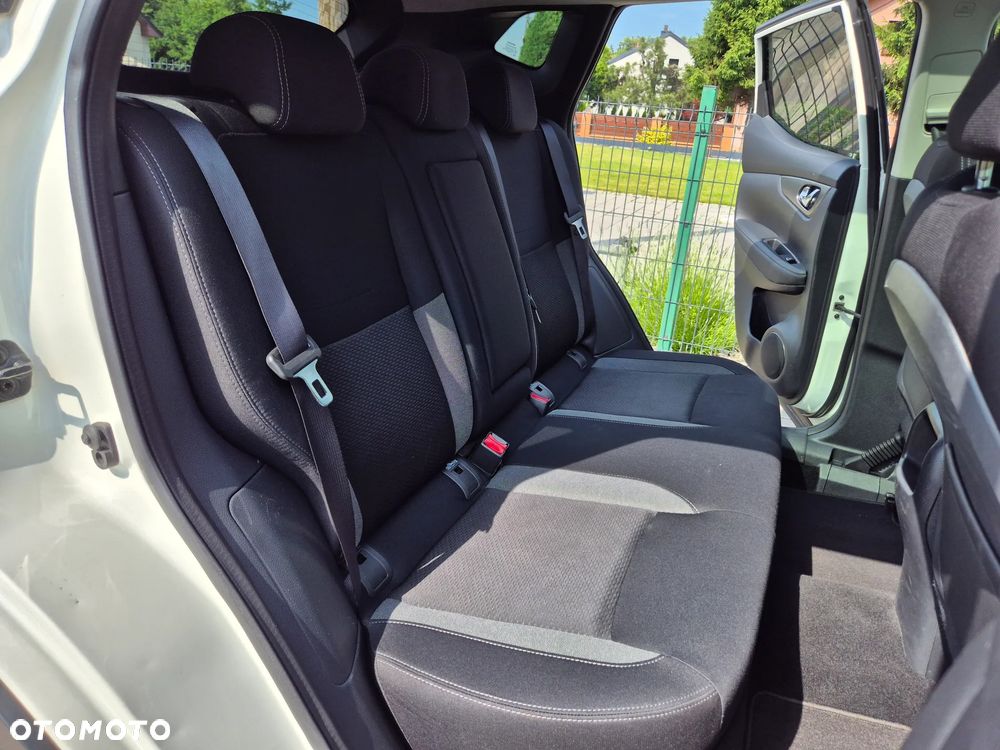 Nissan Qashqai 1.3 DIG-T N-Connecta - 20