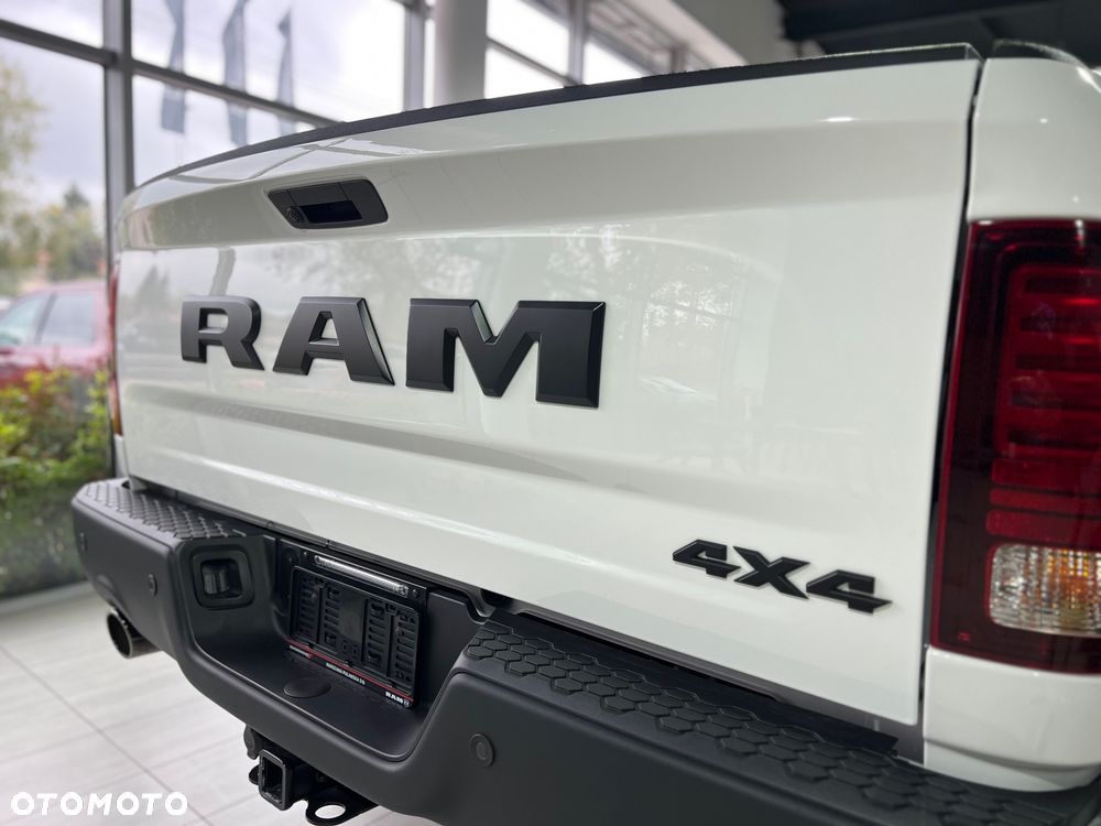 Dodge RAM 1500 5.7 4x4 - 13