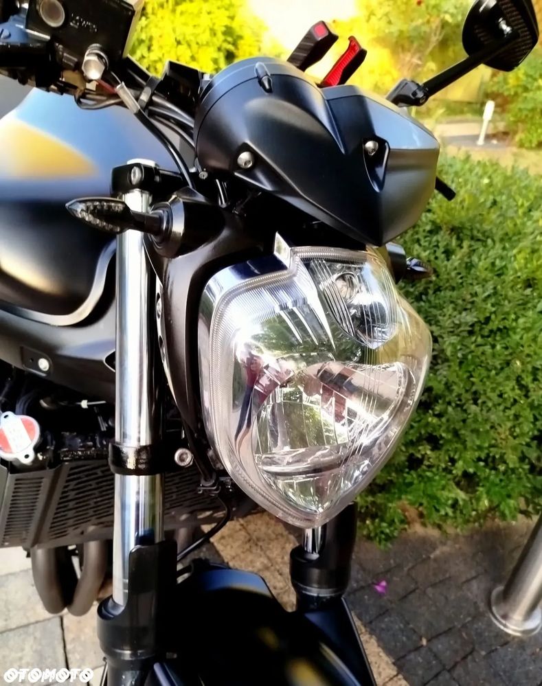Yamaha FZ6 - 3
