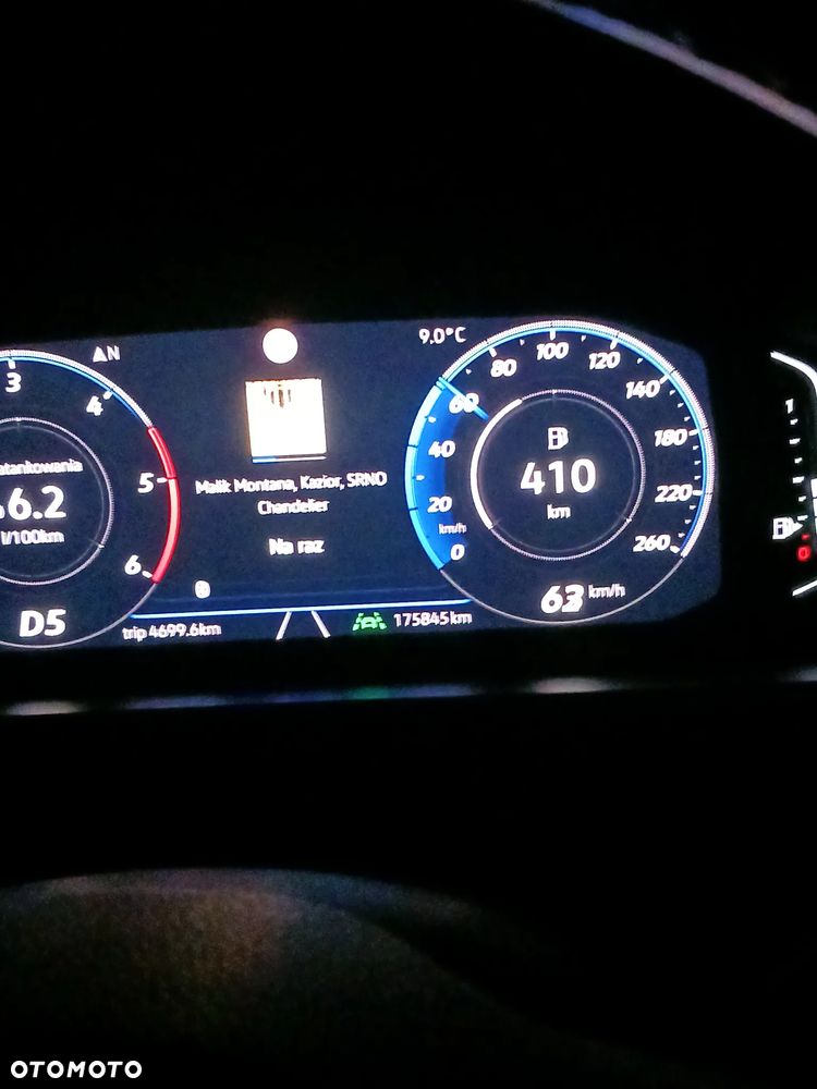 Volkswagen Passat 2.0 TDI SCR DSG Elegance - 12