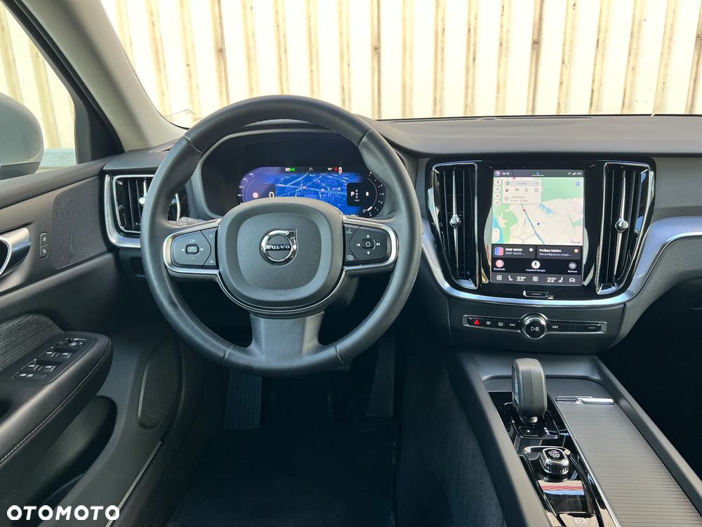 Volvo V60 B4 D Core - 17