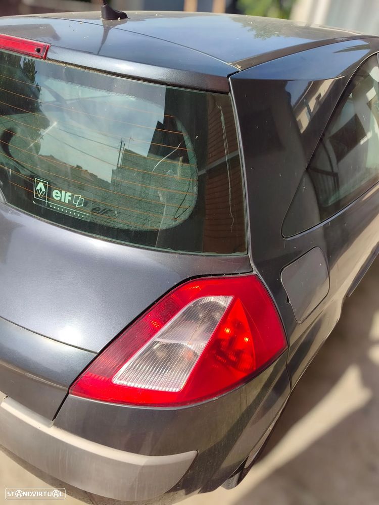 Renault Mégane - 5