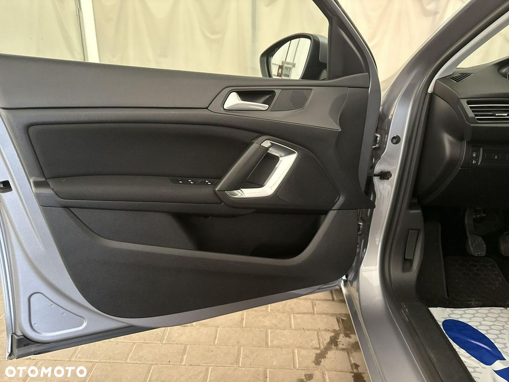 Peugeot 308 - 11
